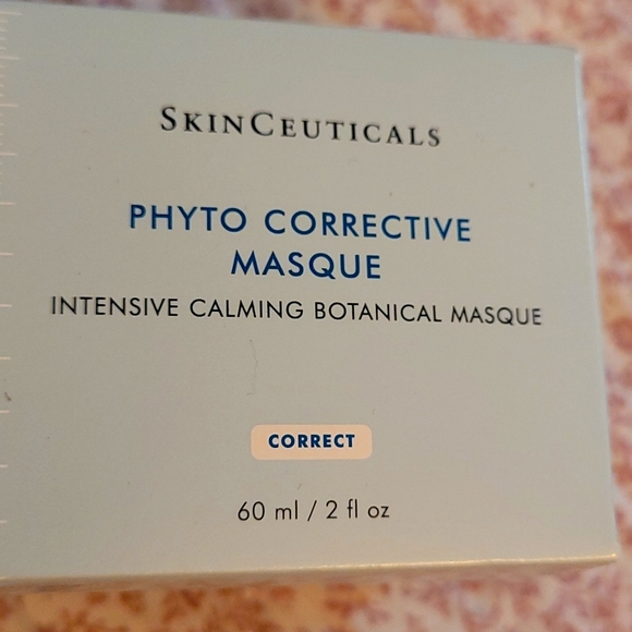 SkinCeuticals Other - SkinCeuticals Phyto Corrective Masque